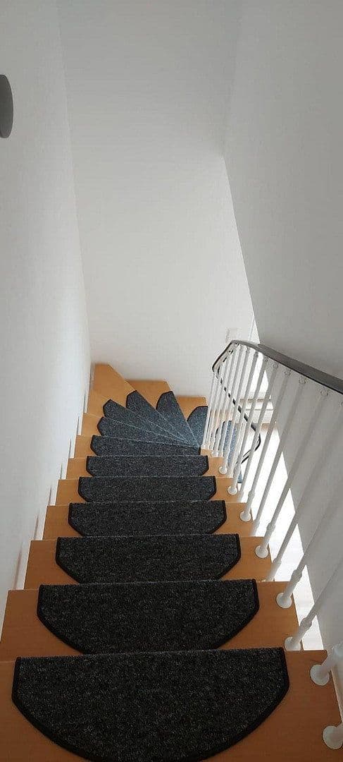 Predaj bytu 3-izbový 87 m², Jahnstr. 10, Heiligenhaus, Severné Porýnie - Westfálsko Predaj bytu 3-izbový 87 m², Jahnstr. 10, Heiligenhaus, Severné Porýnie - Westfálsko