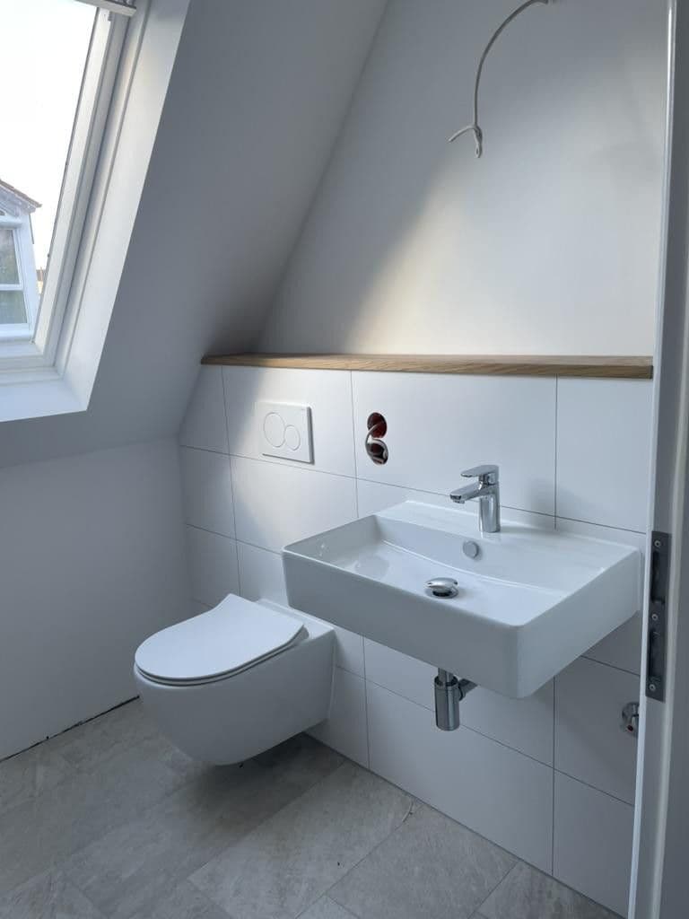 Prenájom bytu 3-izbový 72 m², Loppengasse 21 A, Nußloch, Bádensko-Wurttembersko Prenájom bytu 3-izbový 72 m², Loppengasse 21 A, Nußloch, Bádensko-Wurttembersko