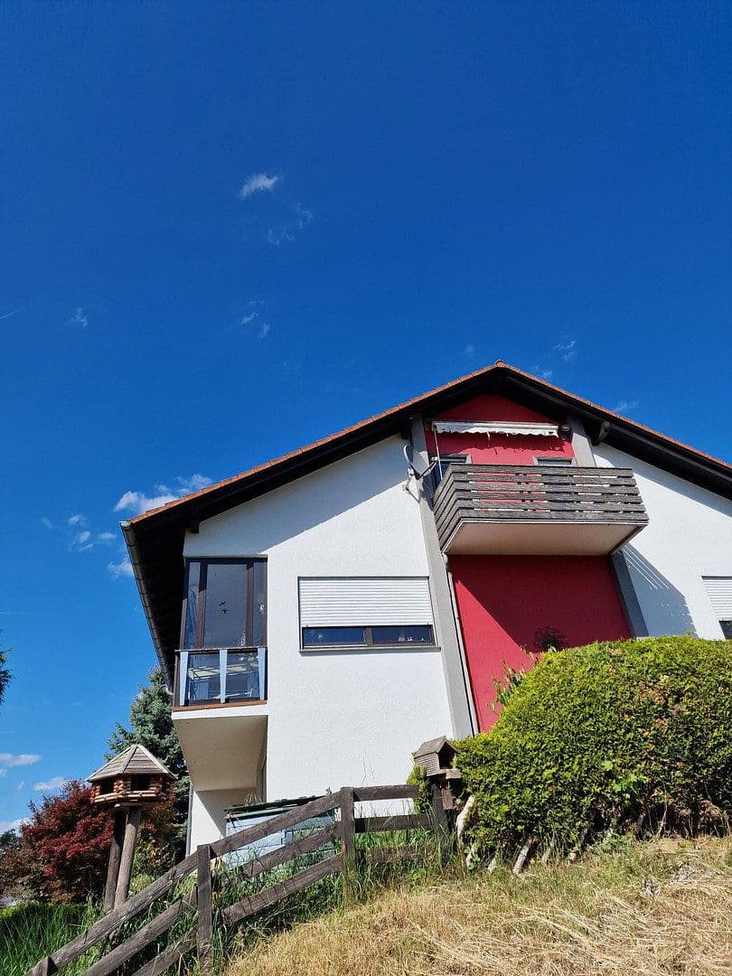 Predaj domu 186 m², pozemek 534 m², Neuwiesenweg 1, Weilbach, Bavorsko Predaj domu 186 m², pozemek 534 m², Neuwiesenweg 1, Weilbach, Bavorsko