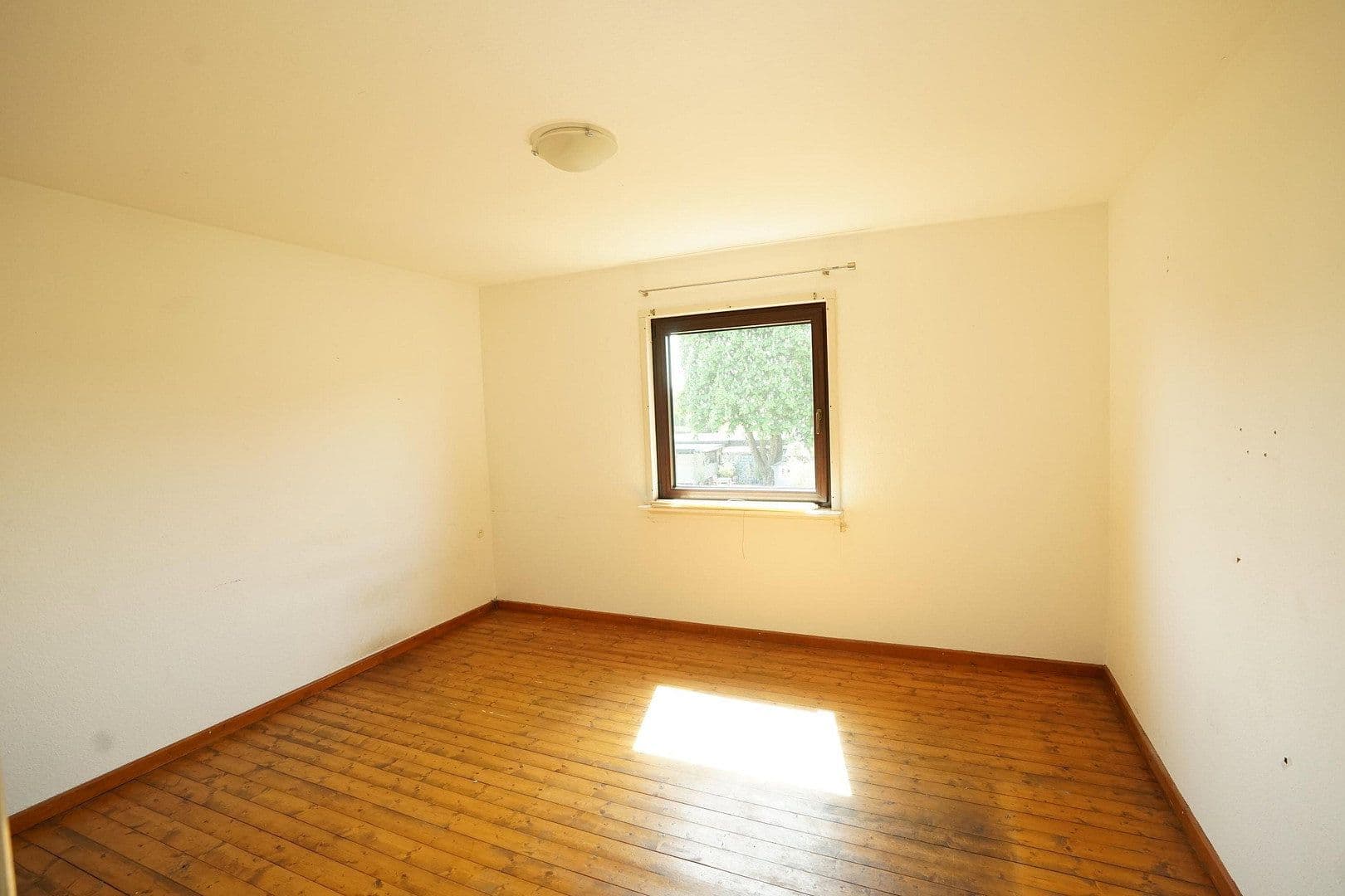 Predaj domu 212 m², pozemek 1.104 m², Bremen, Brémy Predaj domu 212 m², pozemek 1.104 m², Bremen, Brémy