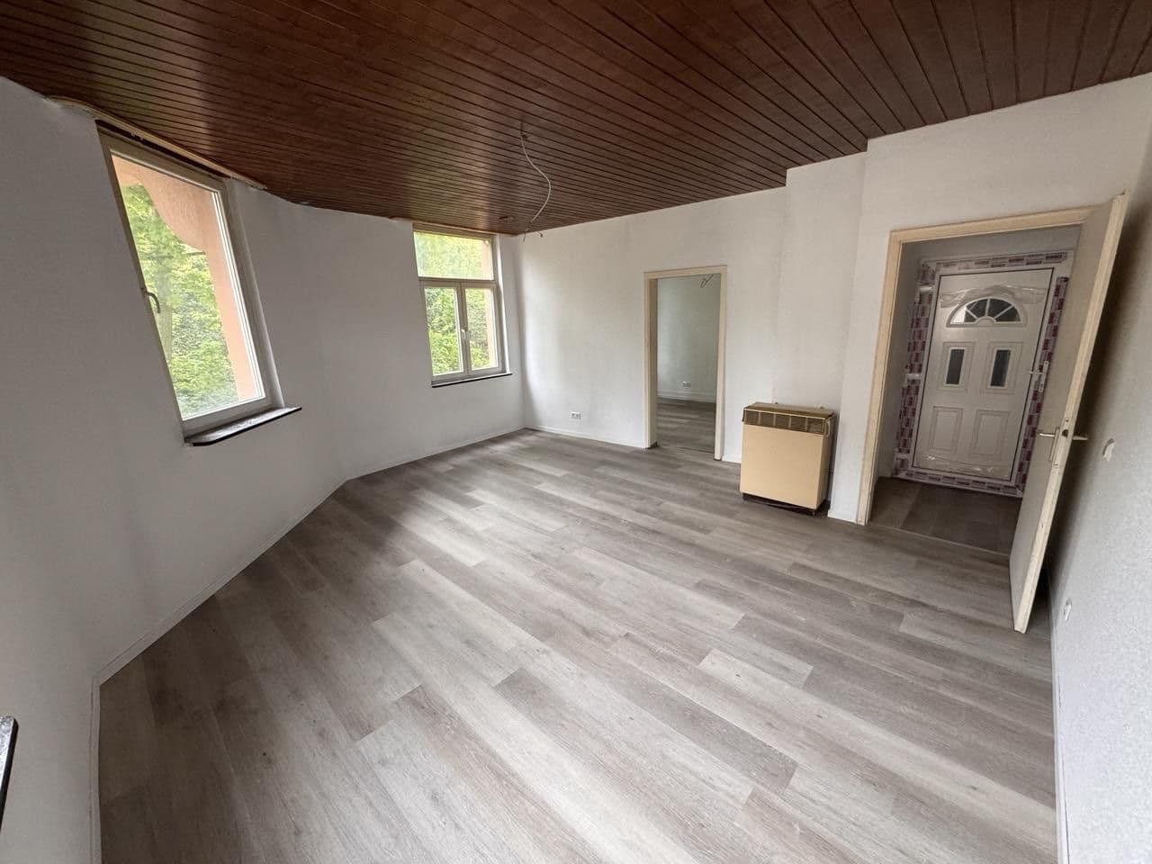 Prenájom bytu 4-izbový 82 m², Dammstraße 17, Pforzheim, Bádensko-Wurttembersko Prenájom bytu 4-izbový 82 m², Dammstraße 17, Pforzheim, Bádensko-Wurttembersko