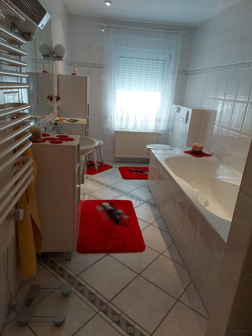 Predaj domu 145 m², pozemek 2.518 m², Dorfstraße 20, Heinrichswalde, Meklenbursko-Predpomoransko Predaj domu 145 m², pozemek 2.518 m², Dorfstraße 20, Heinrichswalde, Meklenbursko-Predpomoransko