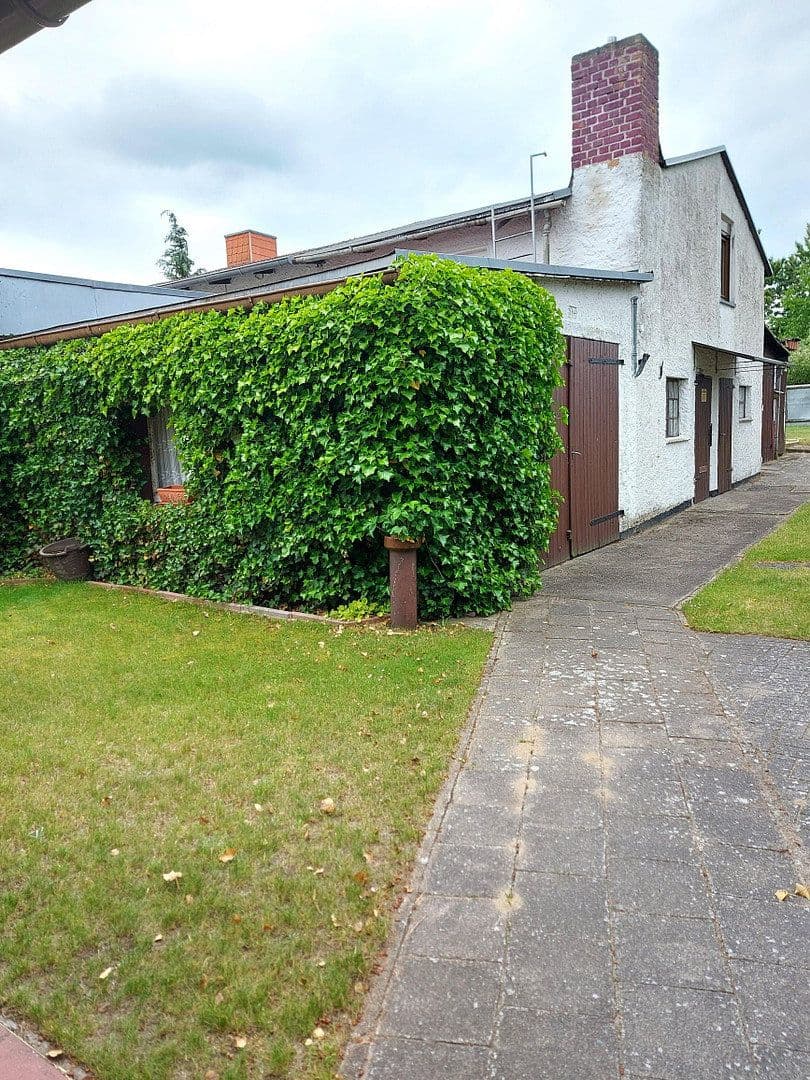 Predaj domu 145 m², pozemek 2.518 m², Dorfstraße 20, Heinrichswalde, Meklenbursko-Predpomoransko Predaj domu 145 m², pozemek 2.518 m², Dorfstraße 20, Heinrichswalde, Meklenbursko-Predpomoransko