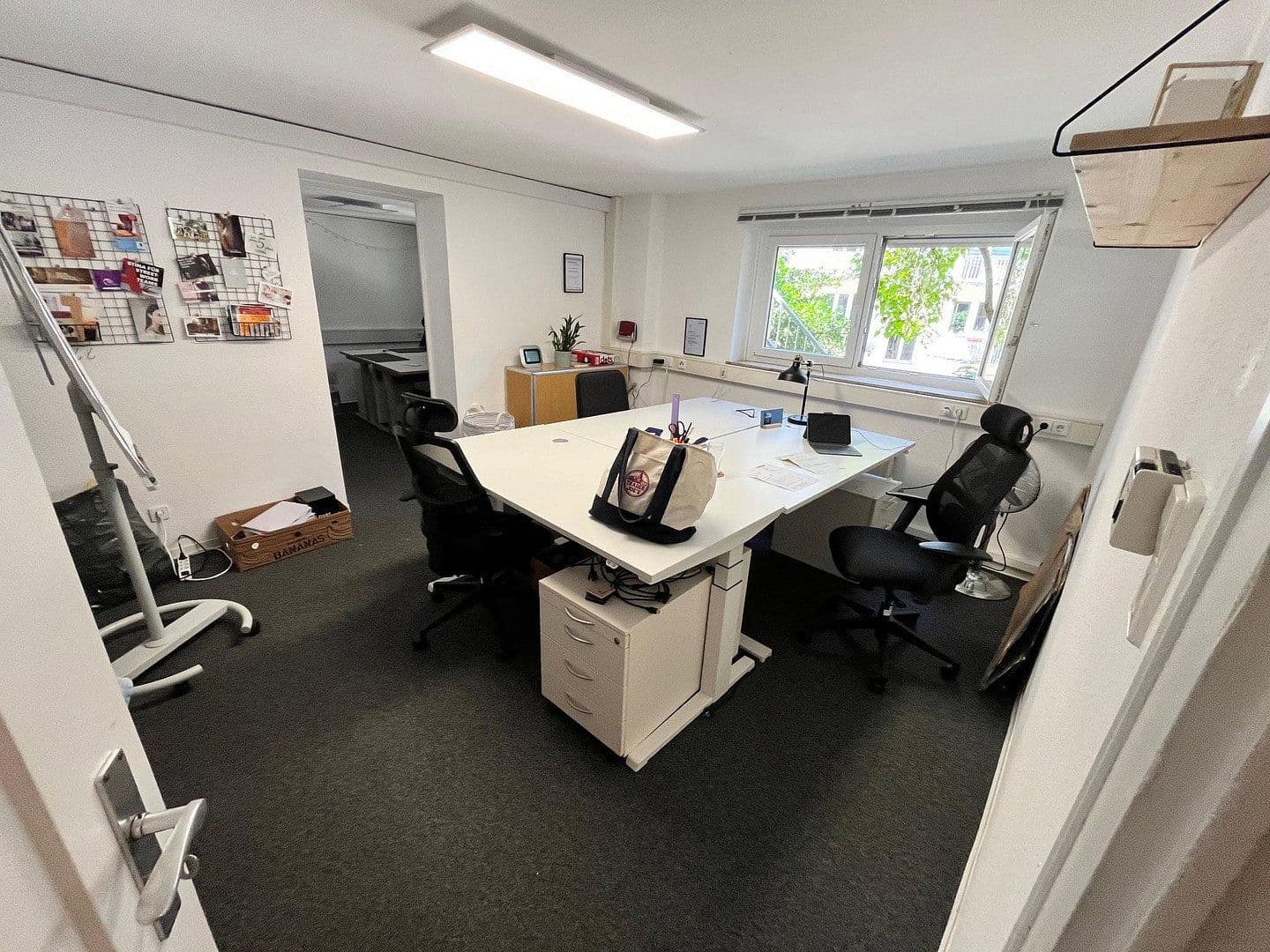 Prenájom kancelárie 50 m², Schützenstraße 11, Stuttgart, Bádensko-Wurttembersko Prenájom kancelárie 50 m², Schützenstraße 11, Stuttgart, Bádensko-Wurttembersko