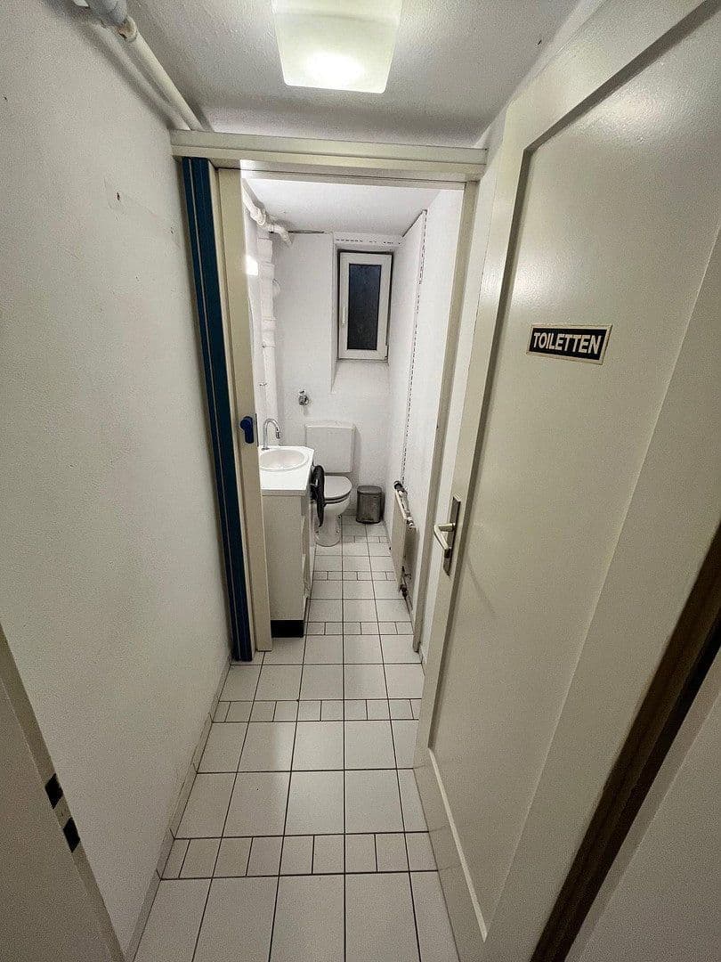 Prenájom kancelárie 50 m², Schützenstraße 11, Stuttgart, Bádensko-Wurttembersko Prenájom kancelárie 50 m², Schützenstraße 11, Stuttgart, Bádensko-Wurttembersko