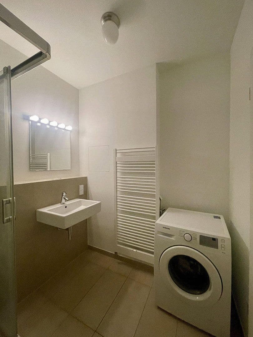 Predaj bytu 2-izbový 40 m², Chausseestr 108, Berlin, Berlín Predaj bytu 2-izbový 40 m², Chausseestr 108, Berlin, Berlín