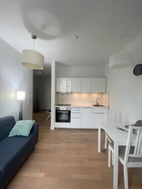 Predaj bytu 2-izbový 40 m², Chausseestr 108, Berlin, Berlín Predaj bytu 2-izbový 40 m², Chausseestr 108, Berlin, Berlín
