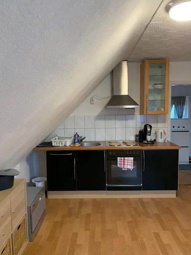 Prenájom bytu 1-izbový 35 m², Lassallestr. 17, Knielingen, Bádensko-Wurttembersko Prenájom bytu 1-izbový 35 m², Lassallestr. 17, Knielingen, Bádensko-Wurttembersko