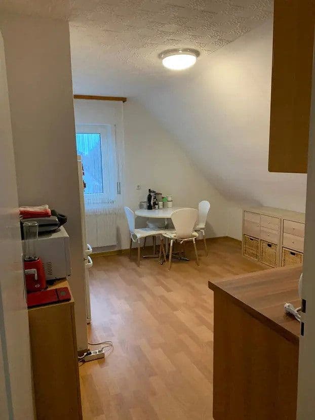 Prenájom bytu 1-izbový 35 m², Lassallestr. 17, Knielingen, Bádensko-Wurttembersko Prenájom bytu 1-izbový 35 m², Lassallestr. 17, Knielingen, Bádensko-Wurttembersko
