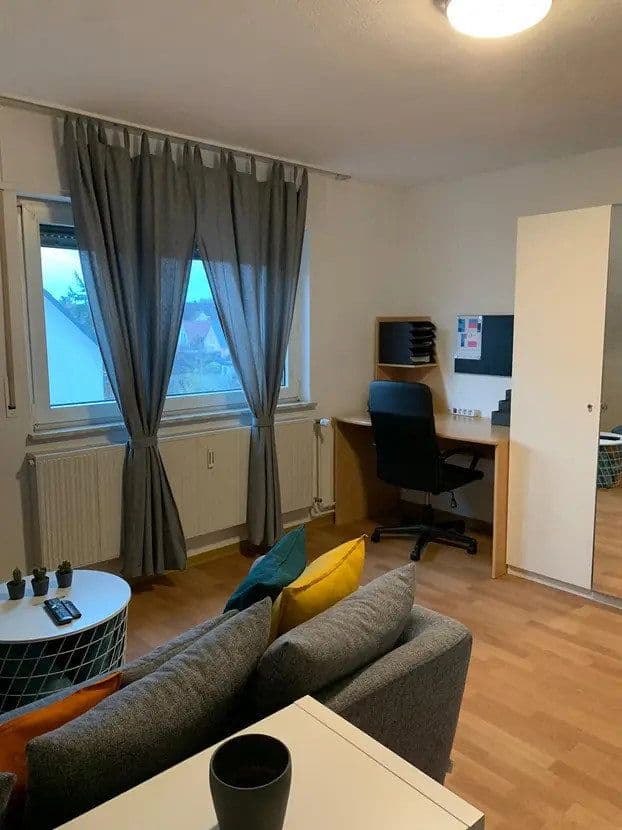 Prenájom bytu 1-izbový 35 m², Lassallestr. 17, Knielingen, Bádensko-Wurttembersko Prenájom bytu 1-izbový 35 m², Lassallestr. 17, Knielingen, Bádensko-Wurttembersko