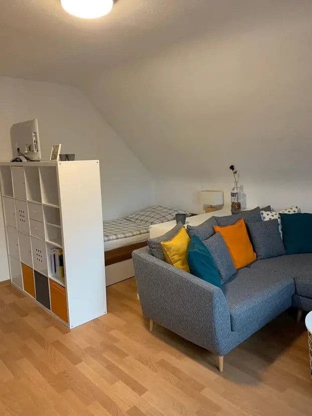 Prenájom bytu 1-izbový 35 m², Lassallestr. 17, Knielingen, Bádensko-Wurttembersko Prenájom bytu 1-izbový 35 m², Lassallestr. 17, Knielingen, Bádensko-Wurttembersko
