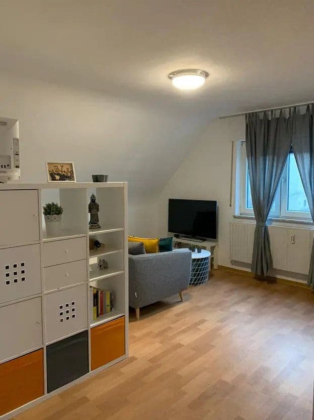 Prenájom bytu 1-izbový 35 m², Lassallestr. 17, Knielingen, Bádensko-Wurttembersko Prenájom bytu 1-izbový 35 m², Lassallestr. 17, Knielingen, Bádensko-Wurttembersko