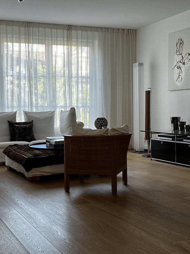 Predaj bytu 4-izbový 174 m², Frankfurt, Hesensko Predaj bytu 4-izbový 174 m², Frankfurt, Hesensko