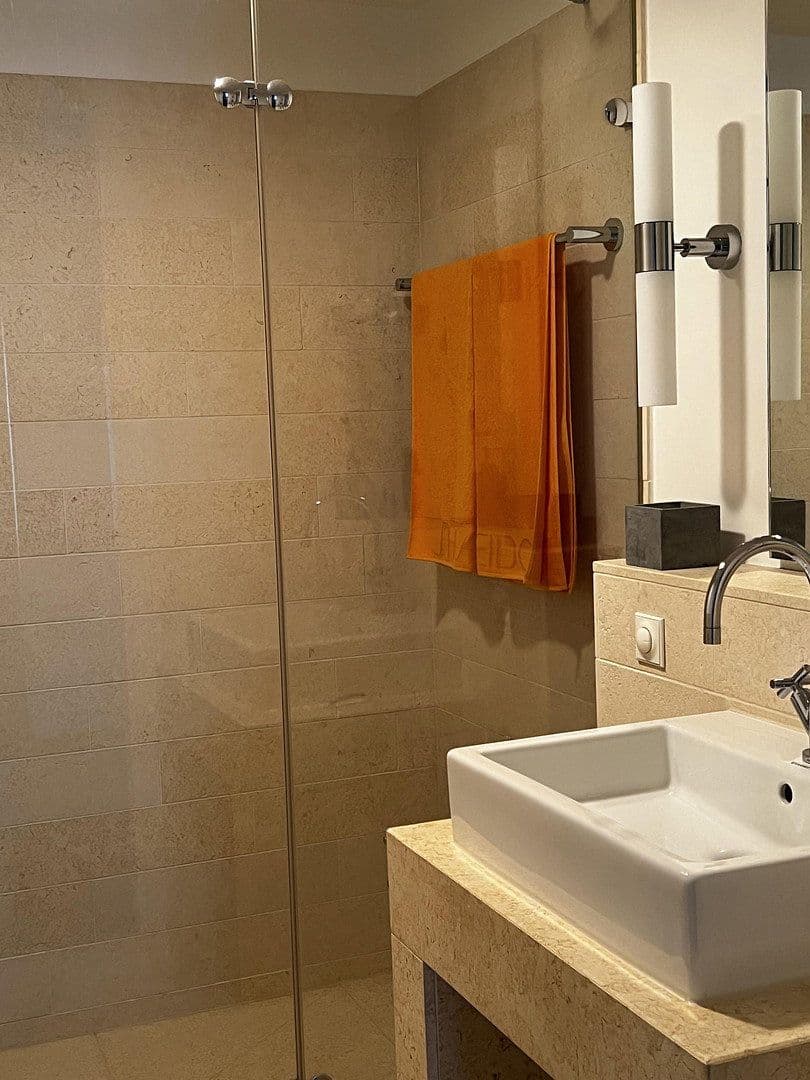 Predaj bytu 4-izbový 174 m², Frankfurt, Hesensko Predaj bytu 4-izbový 174 m², Frankfurt, Hesensko