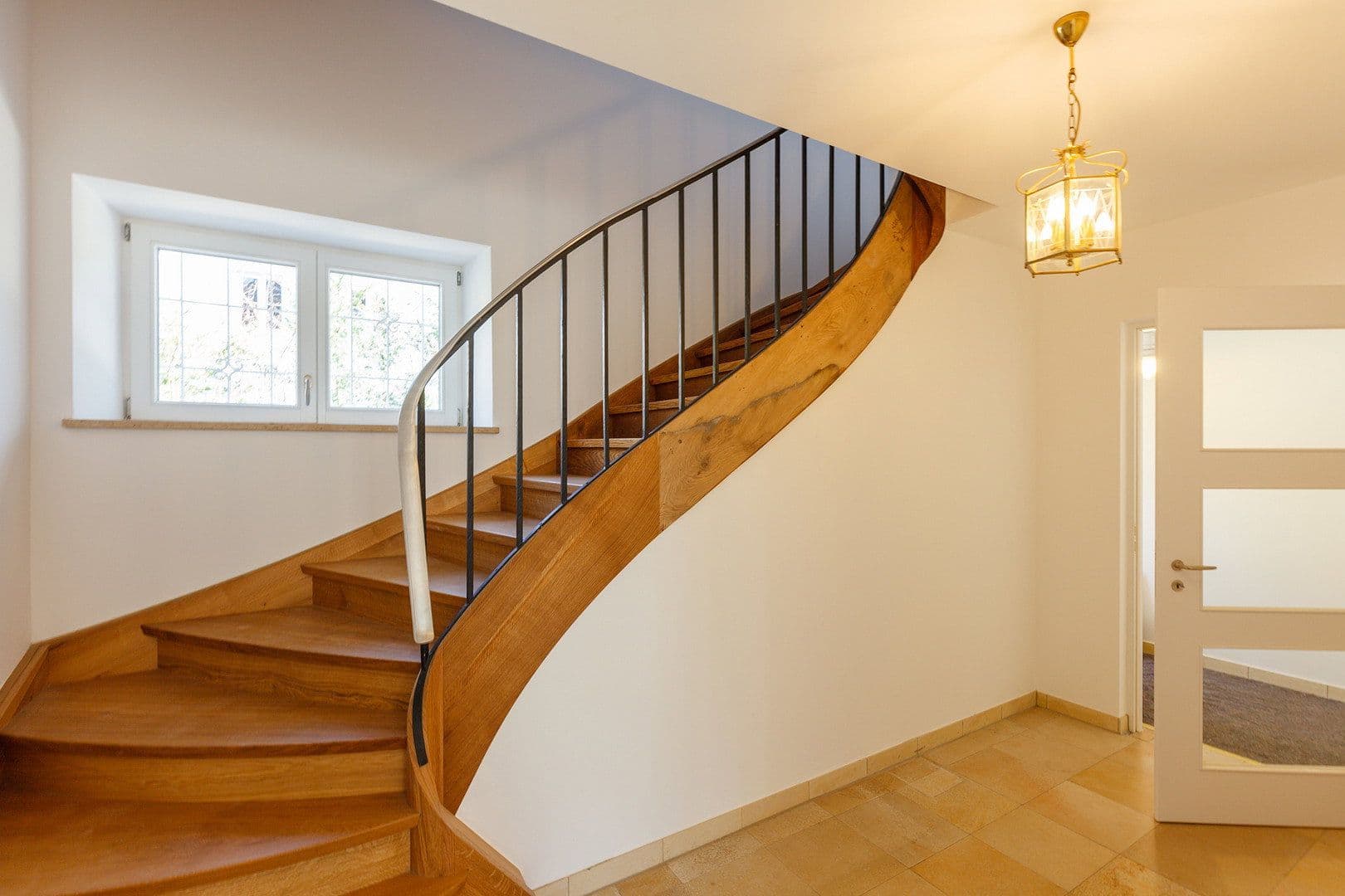 Prenájom bytu 2-izbový 95 m², Rosenstraße 5, Großhesselohe, Bavorsko Prenájom bytu 2-izbový 95 m², Rosenstraße 5, Großhesselohe, Bavorsko