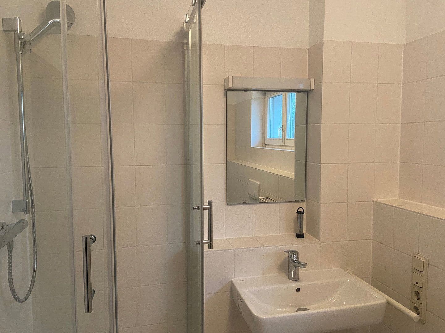 Predaj domu 209 m², pozemek 369 m², Wiesbaden, Hesensko Predaj domu 209 m², pozemek 369 m², Wiesbaden, Hesensko