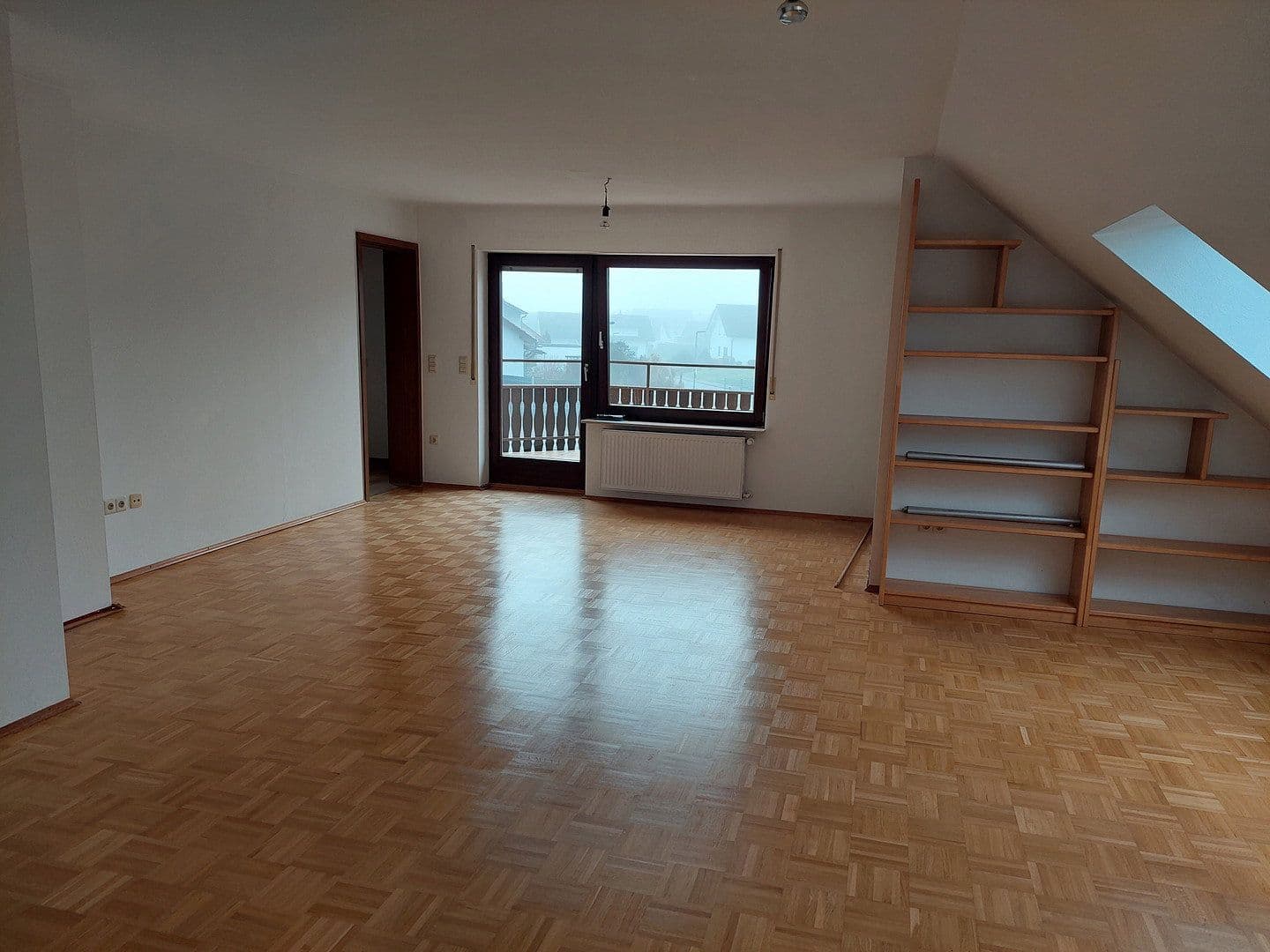 Prenájom bytu 4-izbový 109 m², Akazienweg, Haßmersheim, Bádensko-Wurttembersko Prenájom bytu 4-izbový 109 m², Akazienweg, Haßmersheim, Bádensko-Wurttembersko