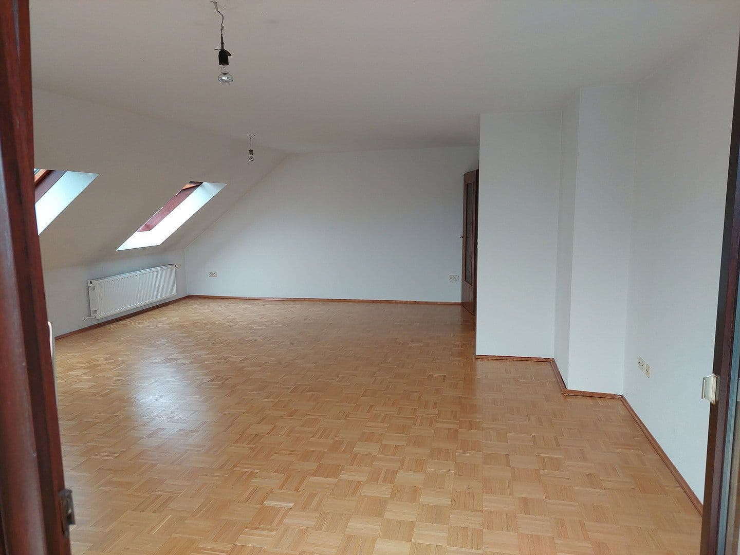 Prenájom bytu 4-izbový 109 m², Akazienweg, Haßmersheim, Bádensko-Wurttembersko Prenájom bytu 4-izbový 109 m², Akazienweg, Haßmersheim, Bádensko-Wurttembersko