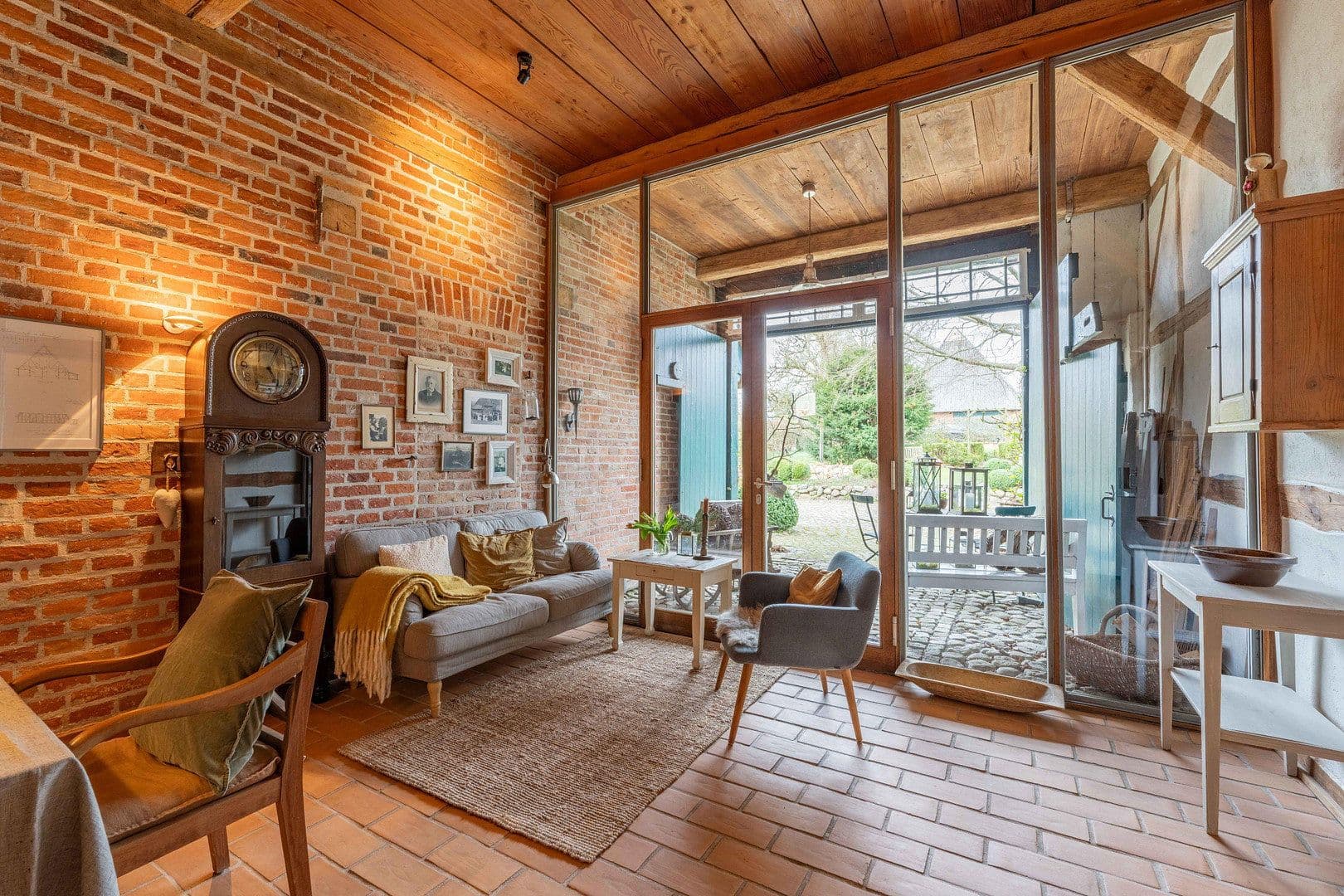 Predaj domu 312 m², pozemek 3.630 m², Beschendorf, Šlezvicko-Holštajnsko Predaj domu 312 m², pozemek 3.630 m², Beschendorf, Šlezvicko-Holštajnsko