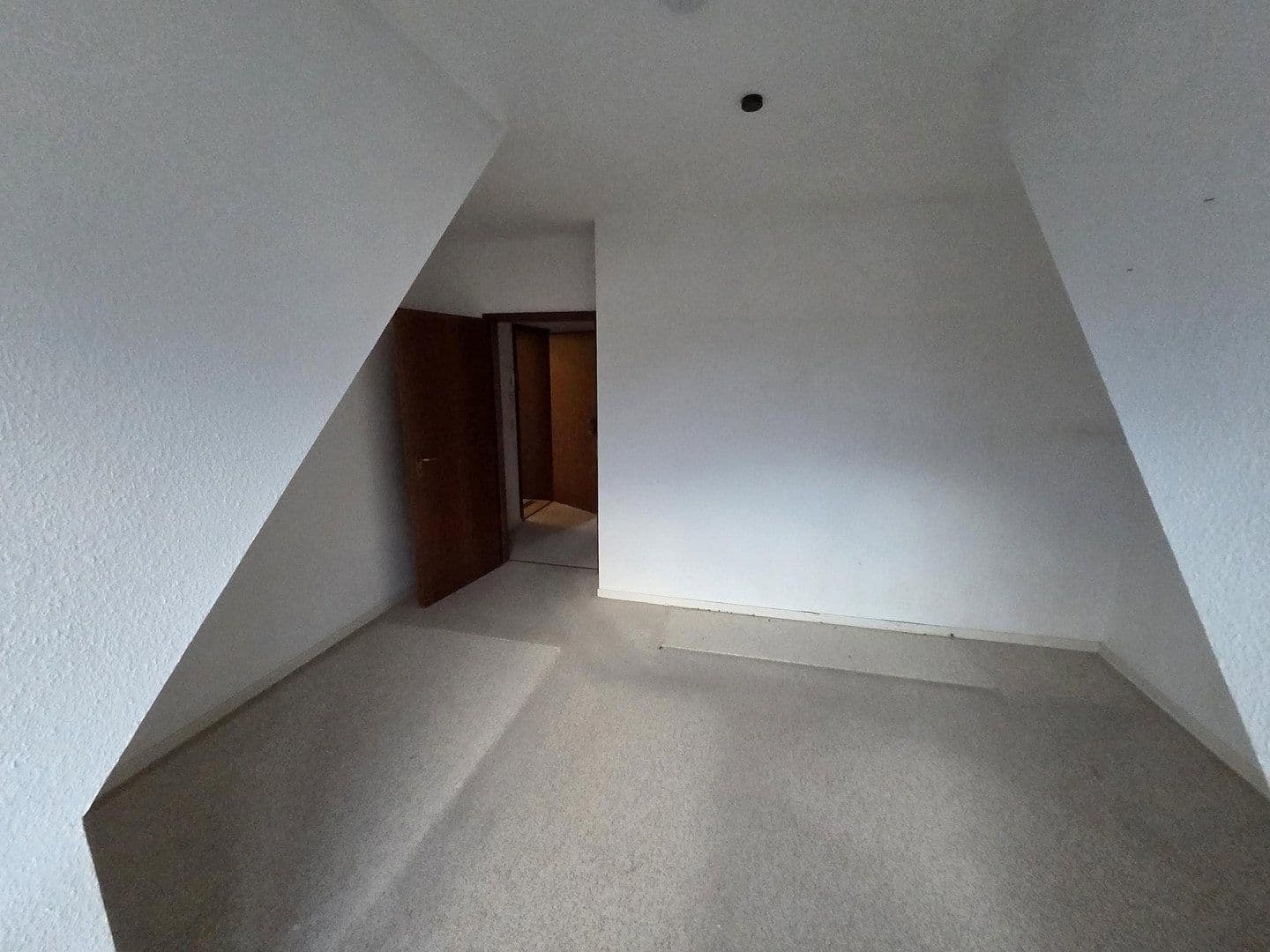 Prenájom bytu 2-izbový 44 m², Bahnhofstraße 45 b, Moers, Severné Porýnie - Westfálsko Prenájom bytu 2-izbový 44 m², Bahnhofstraße 45 b, Moers, Severné Porýnie - Westfálsko