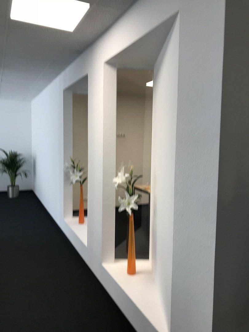 Prenájom kancelárie 100 m², Siemensstraße 9A, Wiesbaden, Hesensko Prenájom kancelárie 100 m², Siemensstraße 9A, Wiesbaden, Hesensko