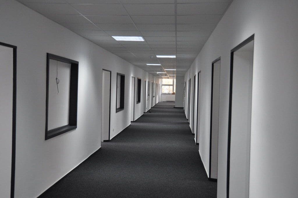 Prenájom kancelárie 2.000 m², Nagold, Bádensko-Wurttembersko Prenájom kancelárie 2.000 m², Nagold, Bádensko-Wurttembersko