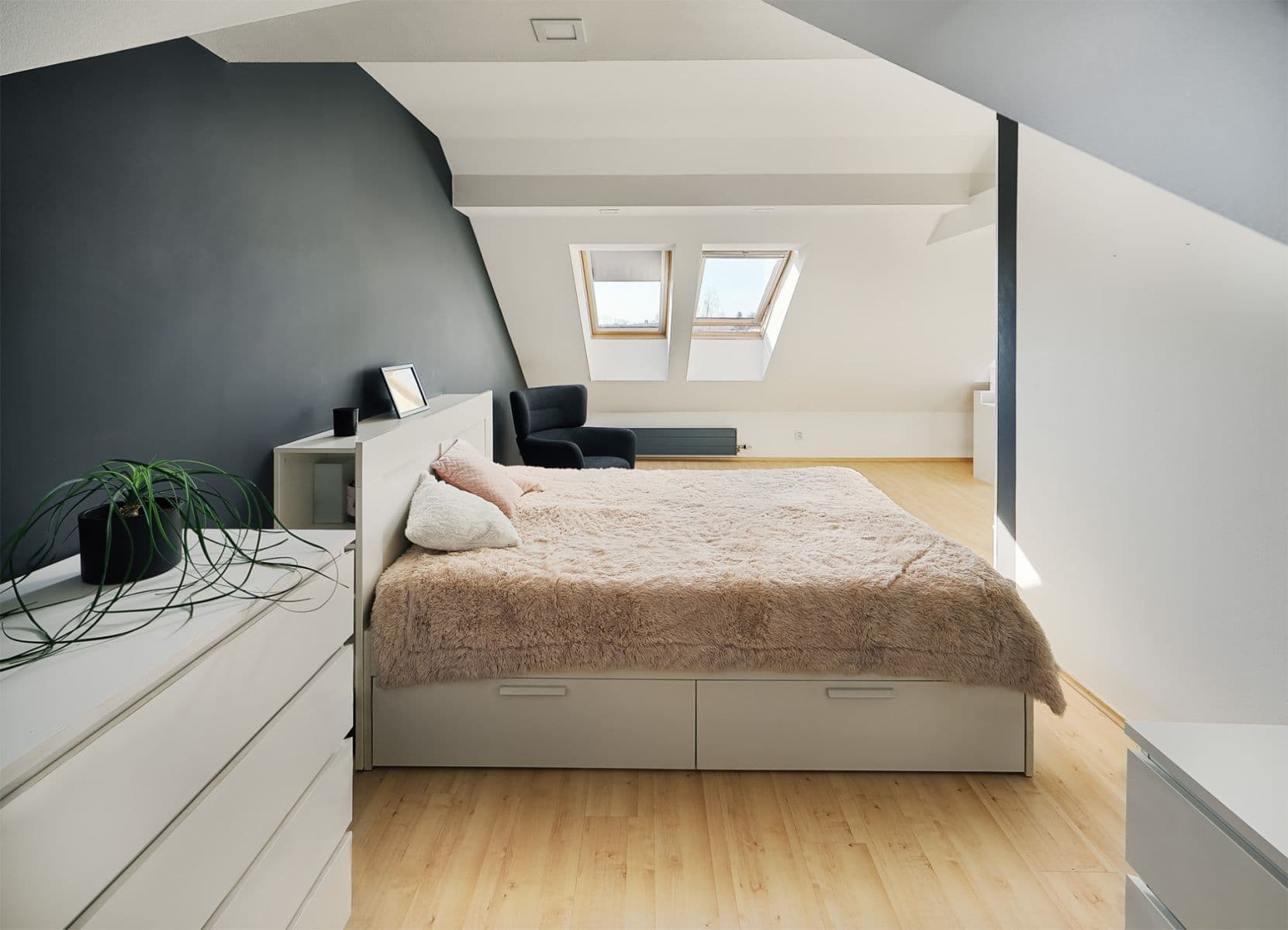 Predaj bytu 3-izbový 80 m², Stochovská, Praha, Praha Predaj bytu 3-izbový 80 m², Stochovská, Praha, Praha