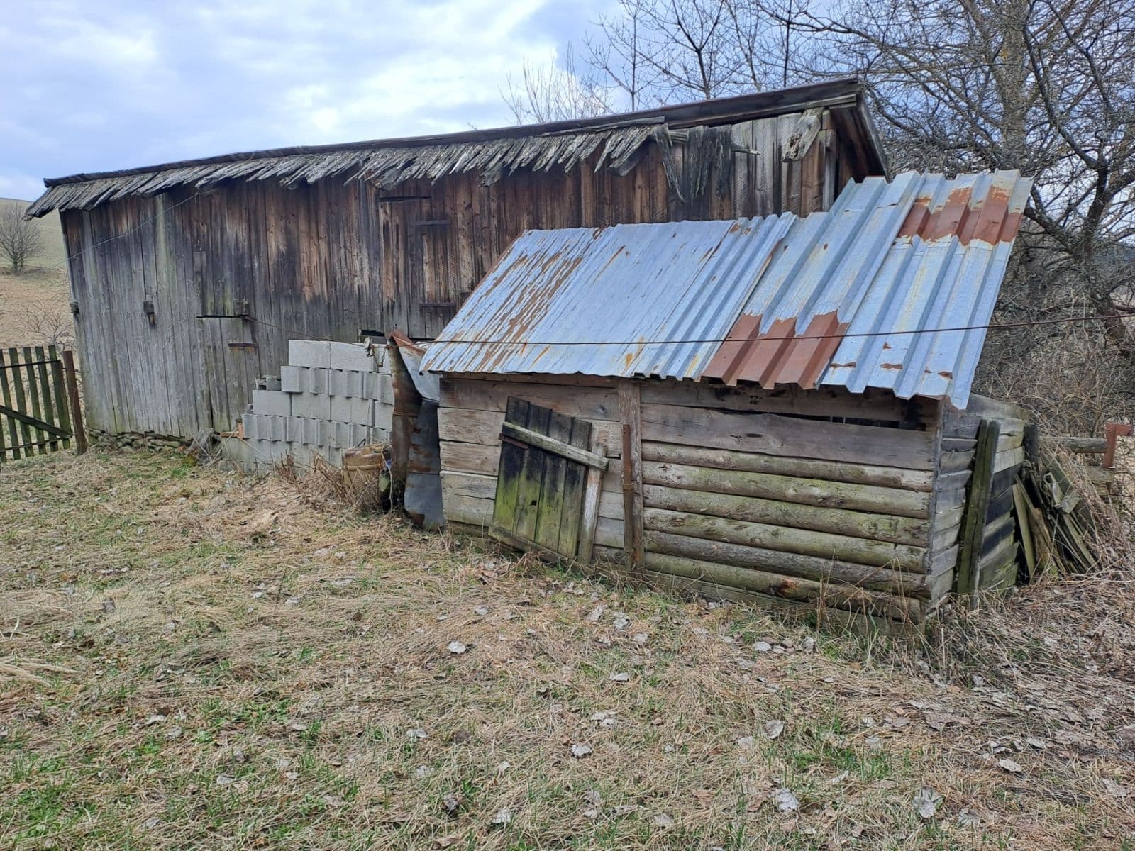 Predaj rekreačného objektu 151 m², pozemek 151 m², Dobroč, Banskobystrický kraj Predaj rekreačného objektu 151 m², pozemek 151 m², Dobroč, Banskobystrický kraj