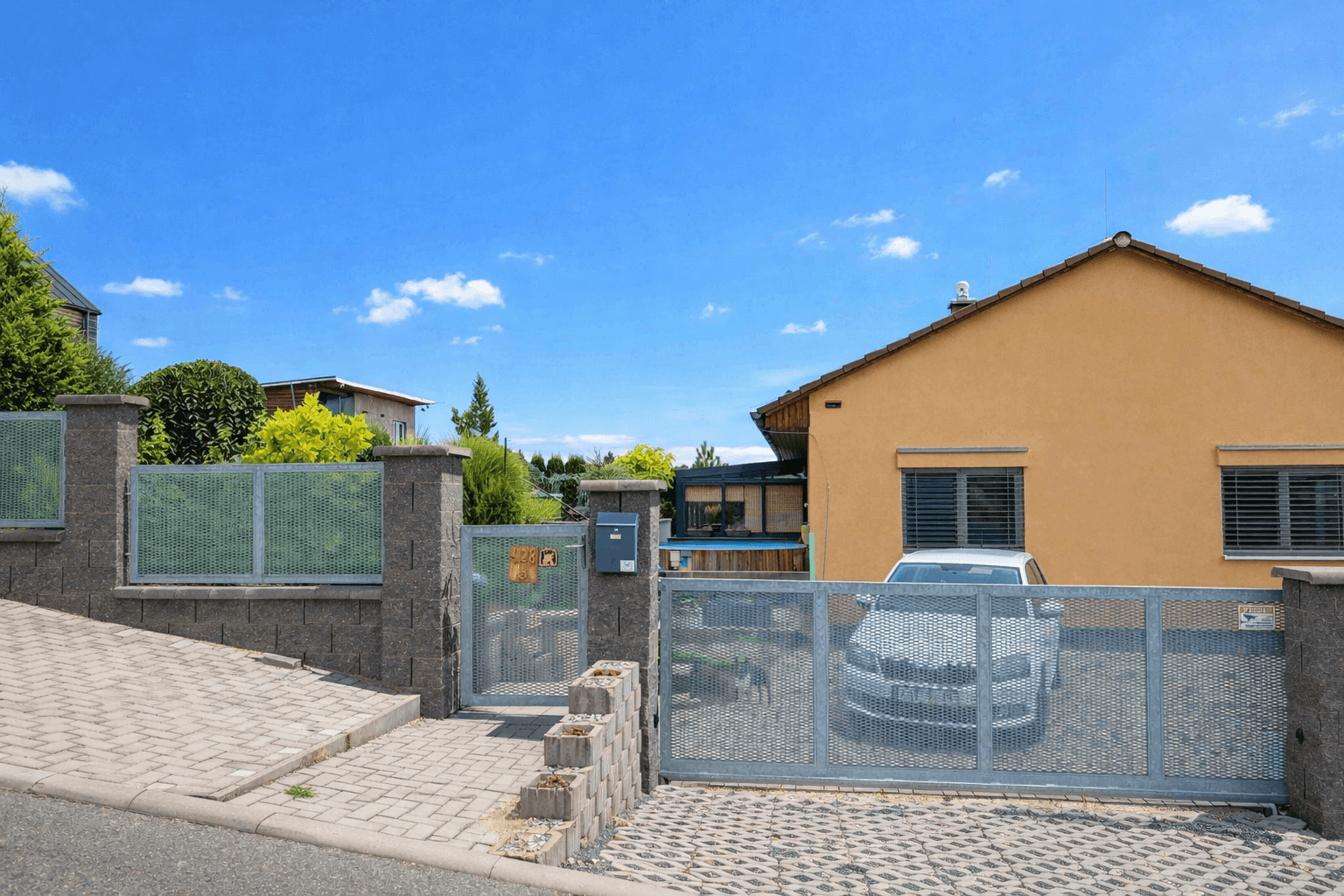 Predaj domu 112 m², pozemek 654 m², Strmá, Rynholec, Středočeský kraj Predaj domu 112 m², pozemek 654 m², Strmá, Rynholec, Středočeský kraj