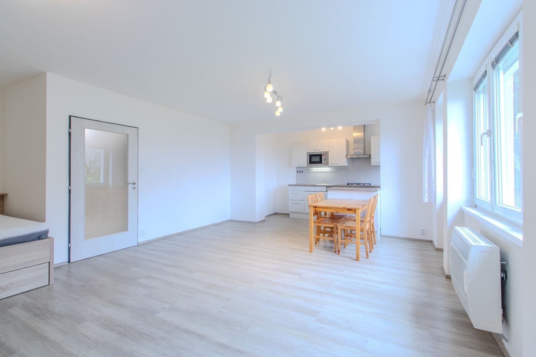 Prenájom bytu 1-izbový 64 m², Nad Výšinkou, Praha, Praha Prenájom bytu 1-izbový 64 m², Nad Výšinkou, Praha, Praha