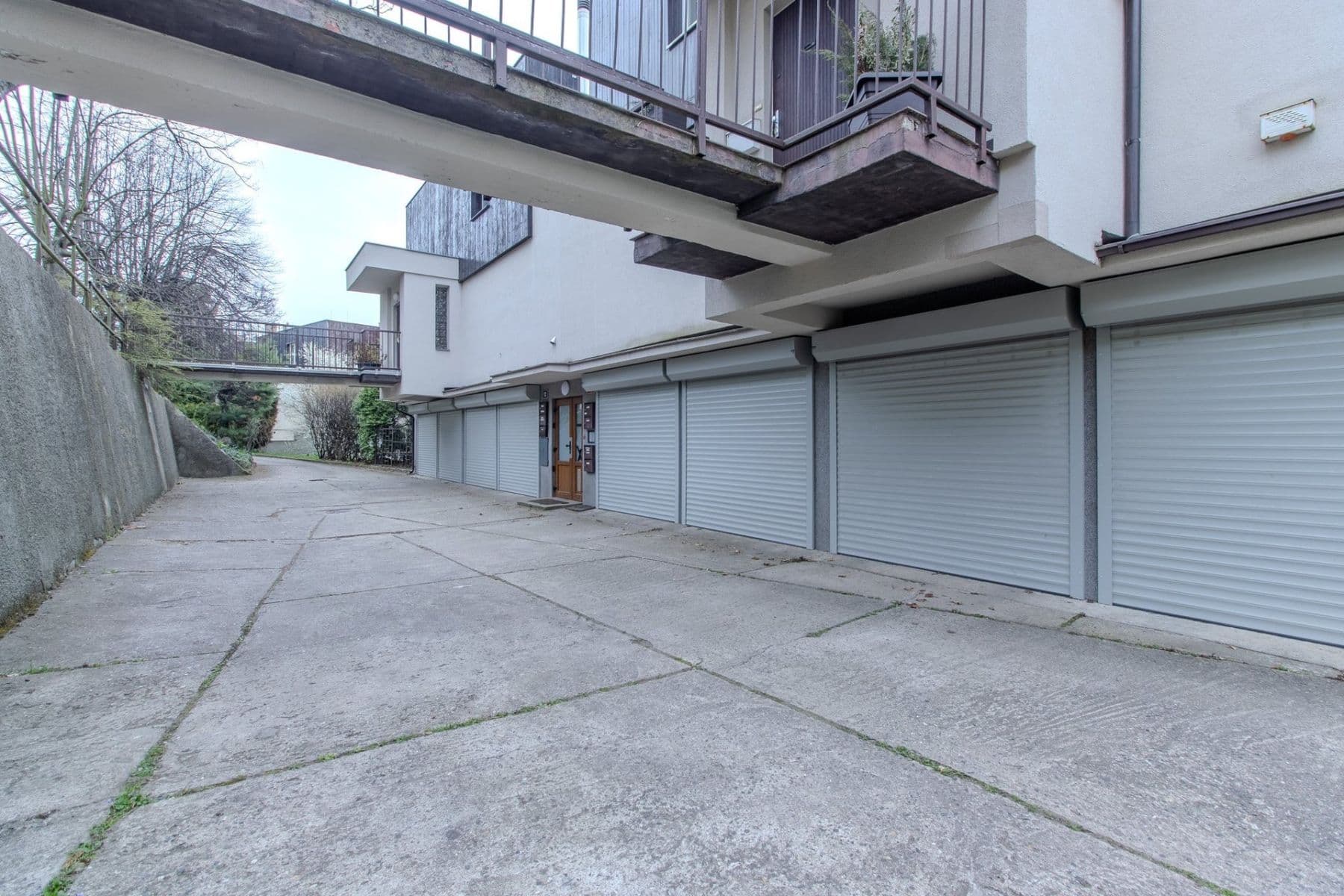 Prenájom bytu 1-izbový 64 m², Nad Výšinkou, Praha, Praha Prenájom bytu 1-izbový 64 m², Nad Výšinkou, Praha, Praha