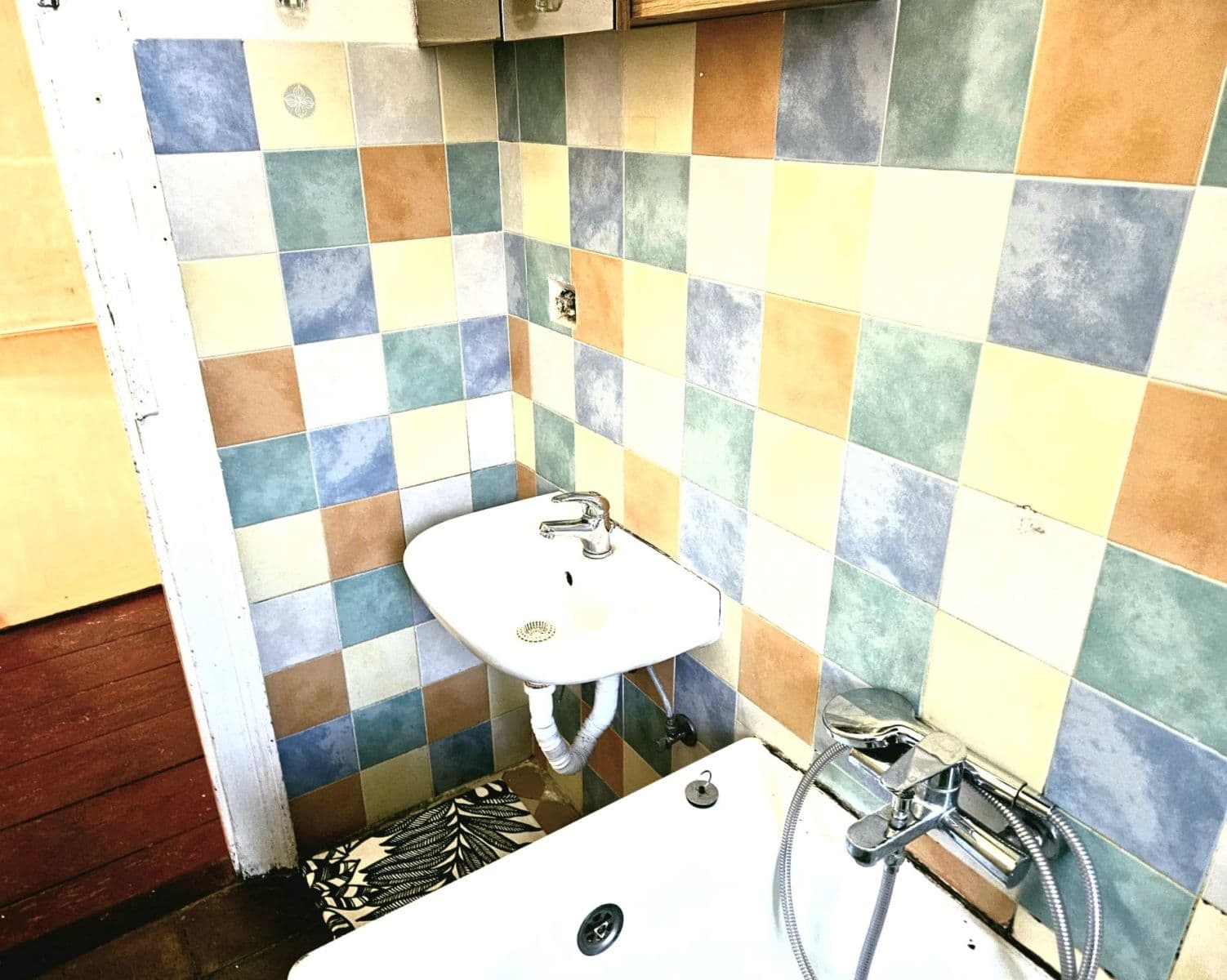 Prenájom bytu 3-izbový 90 m², Husinecká, Praha, Praha Prenájom bytu 3-izbový 90 m², Husinecká, Praha, Praha