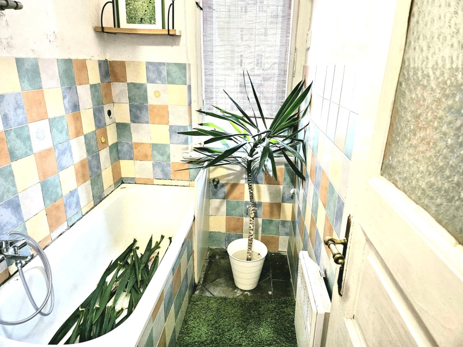 Prenájom bytu 3-izbový 90 m², Husinecká, Praha, Praha Prenájom bytu 3-izbový 90 m², Husinecká, Praha, Praha