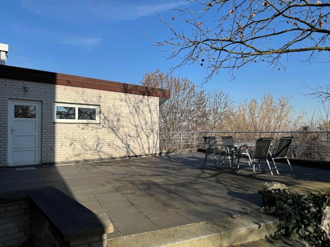 Prenájom bytu 1-izbový 46 m², Pod Kesnerkou, Praha, Praha Prenájom bytu 1-izbový 46 m², Pod Kesnerkou, Praha, Praha