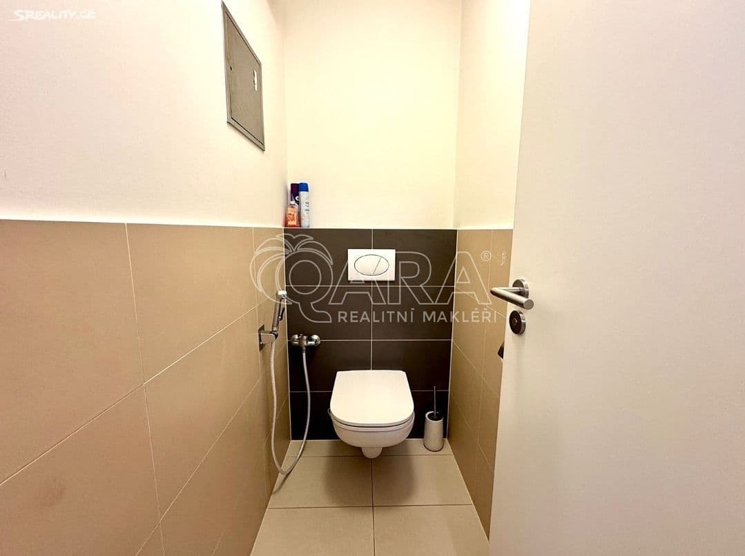 Predaj bytu 3-izbový 75 m², Škrábkových, Praha, Praha Predaj bytu 3-izbový 75 m², Škrábkových, Praha, Praha