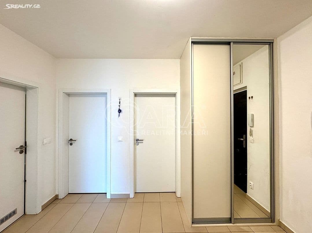 Predaj bytu 3-izbový 75 m², Škrábkových, Praha, Praha Predaj bytu 3-izbový 75 m², Škrábkových, Praha, Praha