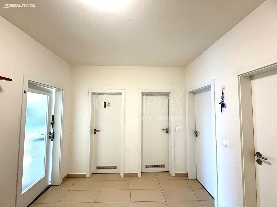 Predaj bytu 3-izbový 75 m², Škrábkových, Praha, Praha Predaj bytu 3-izbový 75 m², Škrábkových, Praha, Praha