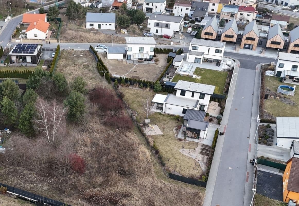 Predaj pozemku 4.984 m², Mladá Boleslav, Středočeský kraj Predaj pozemku 4.984 m², Mladá Boleslav, Středočeský kraj