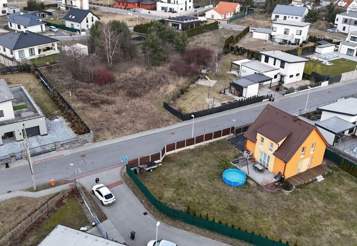 Predaj pozemku 4.984 m², Mladá Boleslav, Středočeský kraj Predaj pozemku 4.984 m², Mladá Boleslav, Středočeský kraj