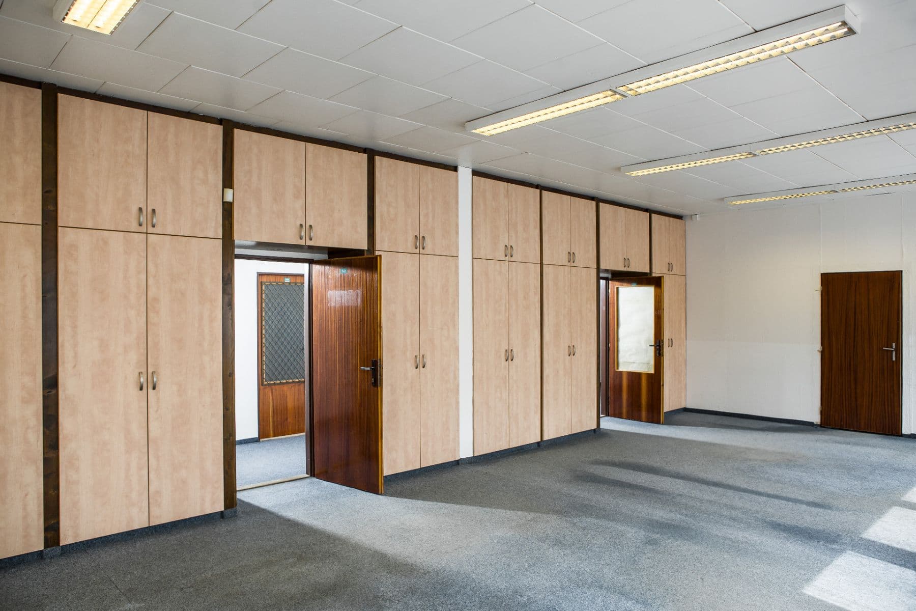 Prenájom kancelárie 43 m², Žirovnická, Praha, Praha Prenájom kancelárie 43 m², Žirovnická, Praha, Praha