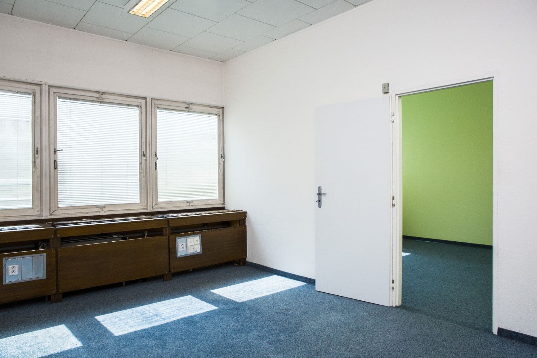 Prenájom kancelárie 43 m², Žirovnická, Praha, Praha Prenájom kancelárie 43 m², Žirovnická, Praha, Praha