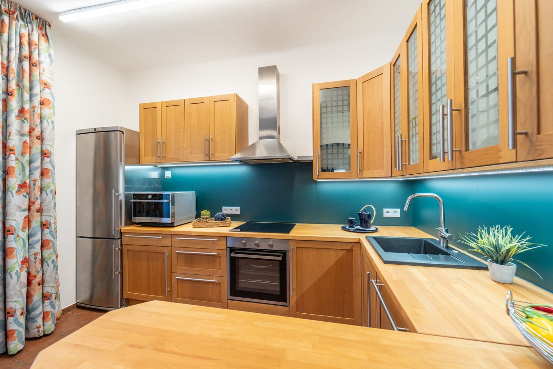 Predaj domu 188 m², pozemek 438 m², Pod Sokolovnou, Vrané nad Vltavou, Středočeský kraj Predaj domu 188 m², pozemek 438 m², Pod Sokolovnou, Vrané nad Vltavou, Středočeský kraj