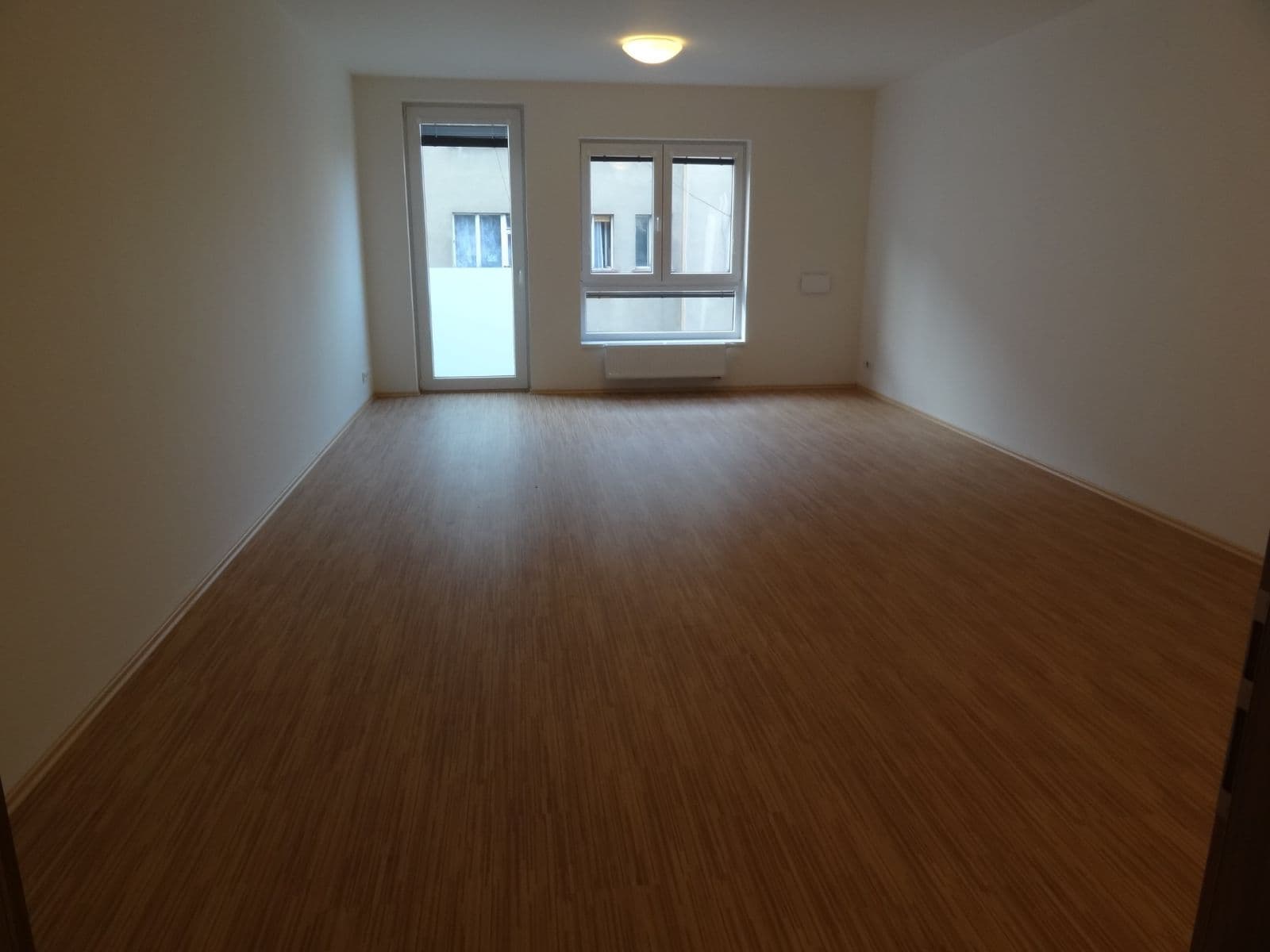 Prenájom bytu 1-izbový 44 m², Sinkulova, Praha, Praha Prenájom bytu 1-izbový 44 m², Sinkulova, Praha, Praha