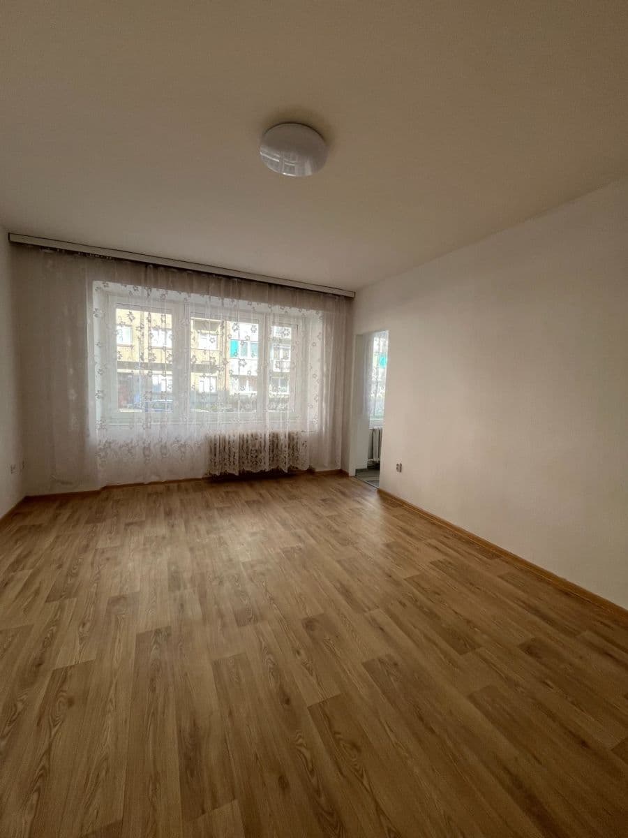 Prenájom bytu 2-izbový 48 m², Kloboučnická, Praha, Praha Prenájom bytu 2-izbový 48 m², Kloboučnická, Praha, Praha