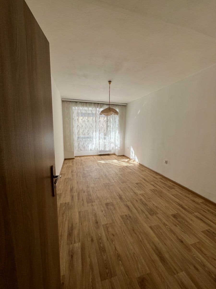 Prenájom bytu 2-izbový 48 m², Kloboučnická, Praha, Praha Prenájom bytu 2-izbový 48 m², Kloboučnická, Praha, Praha