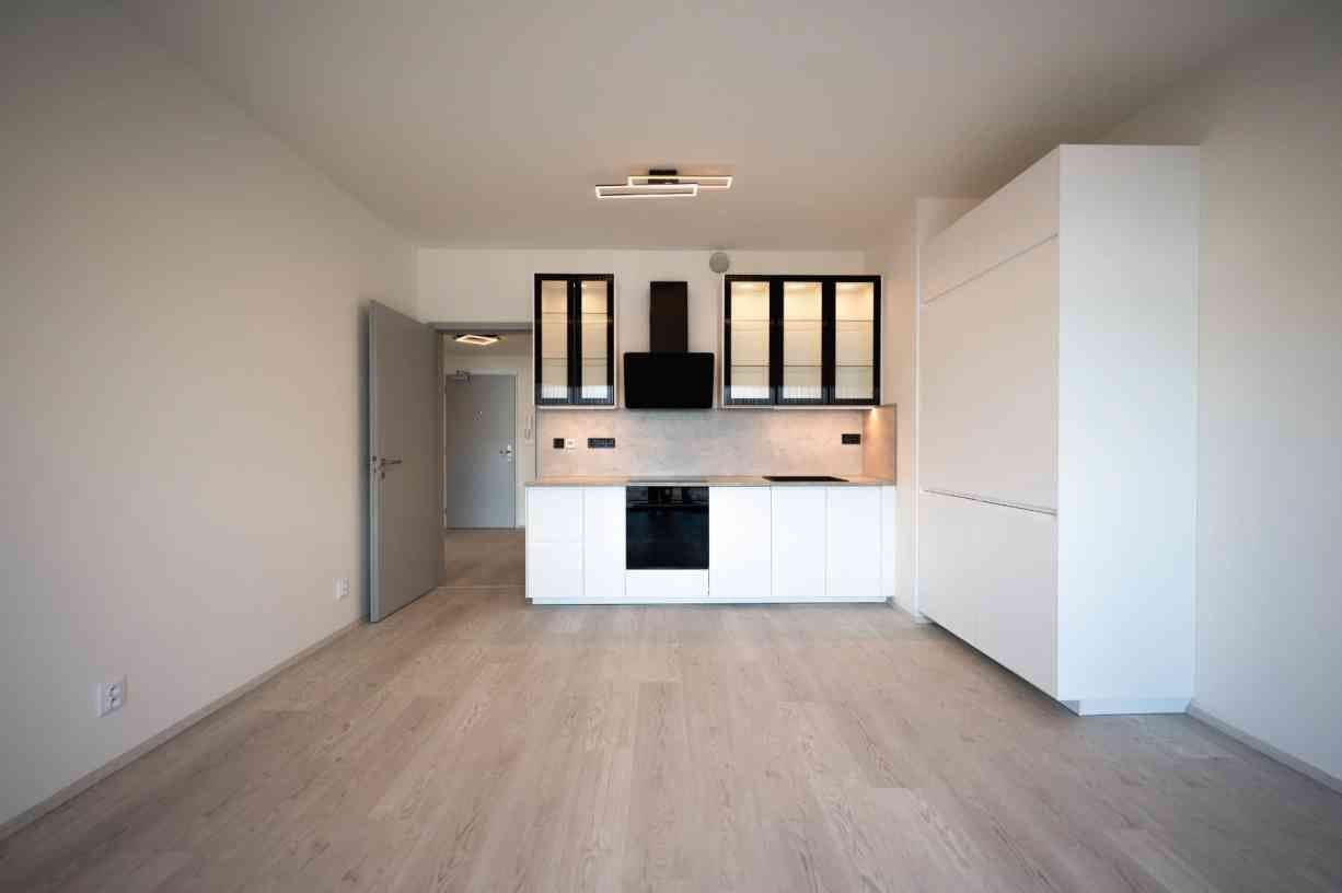 Prenájom bytu 2-izbový 80 m², Nové sady, Brno, Jihomoravský kraj Prenájom bytu 2-izbový 80 m², Nové sady, Brno, Jihomoravský kraj