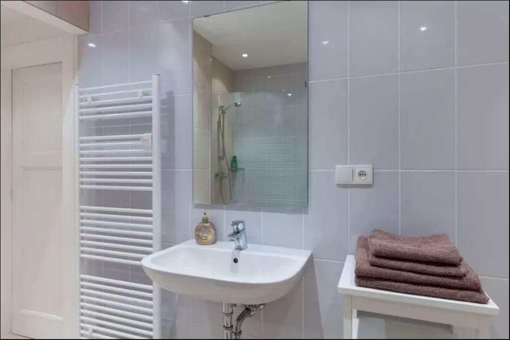 Prenájom bytu 2-izbový 69 m², Polní, Praha, Praha Prenájom bytu 2-izbový 69 m², Polní, Praha, Praha