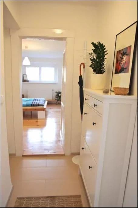 Prenájom bytu 2-izbový 69 m², Polní, Praha, Praha Prenájom bytu 2-izbový 69 m², Polní, Praha, Praha