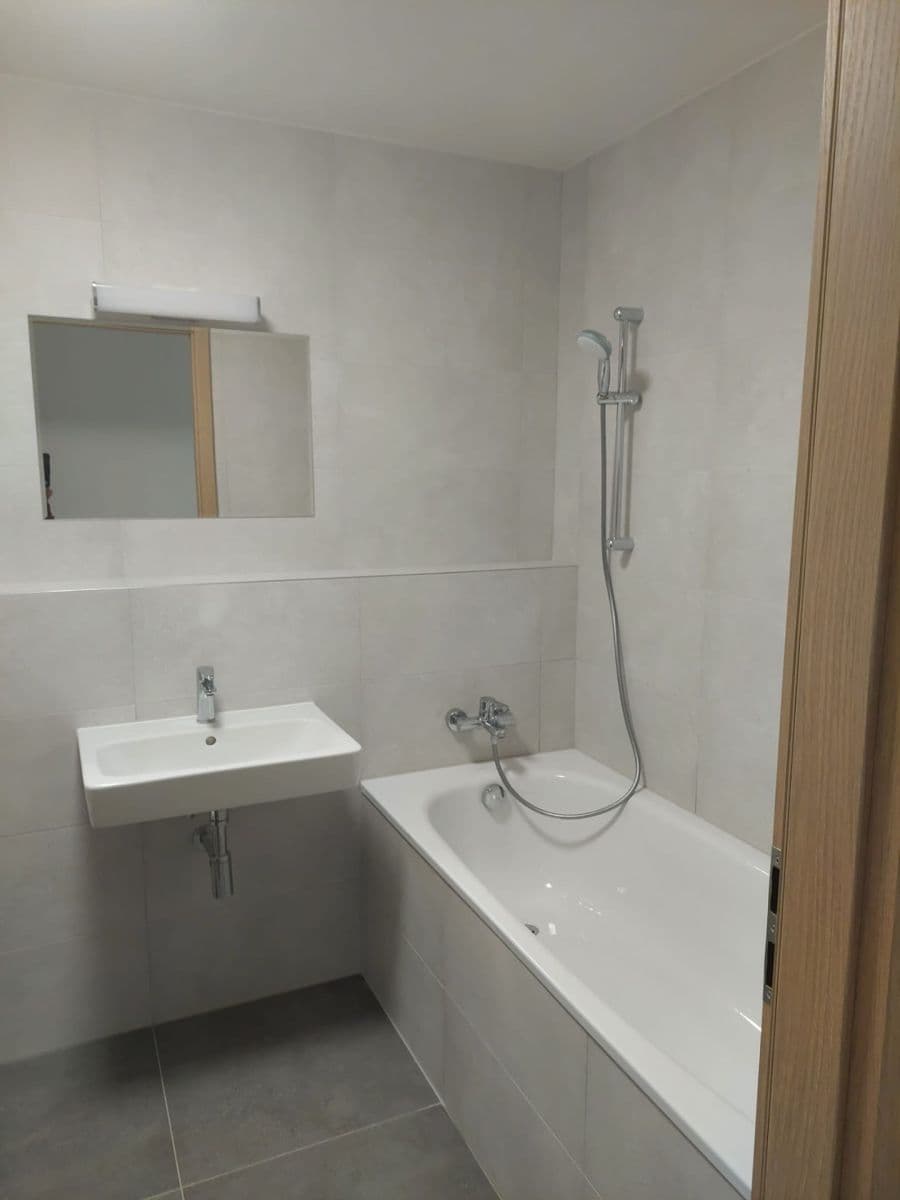 Prenájom bytu 2-izbový 55 m², Františka Kováříka, Plzeň, Plzeňský kraj Prenájom bytu 2-izbový 55 m², Františka Kováříka, Plzeň, Plzeňský kraj