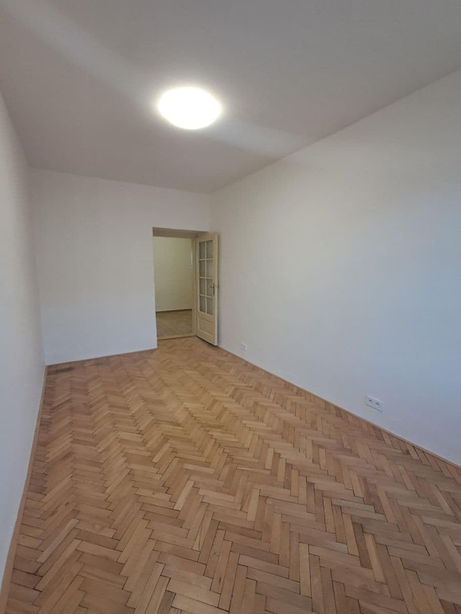 Prenájom bytu 2-izbový 65 m², Kodaňská, Praha, Praha Prenájom bytu 2-izbový 65 m², Kodaňská, Praha, Praha